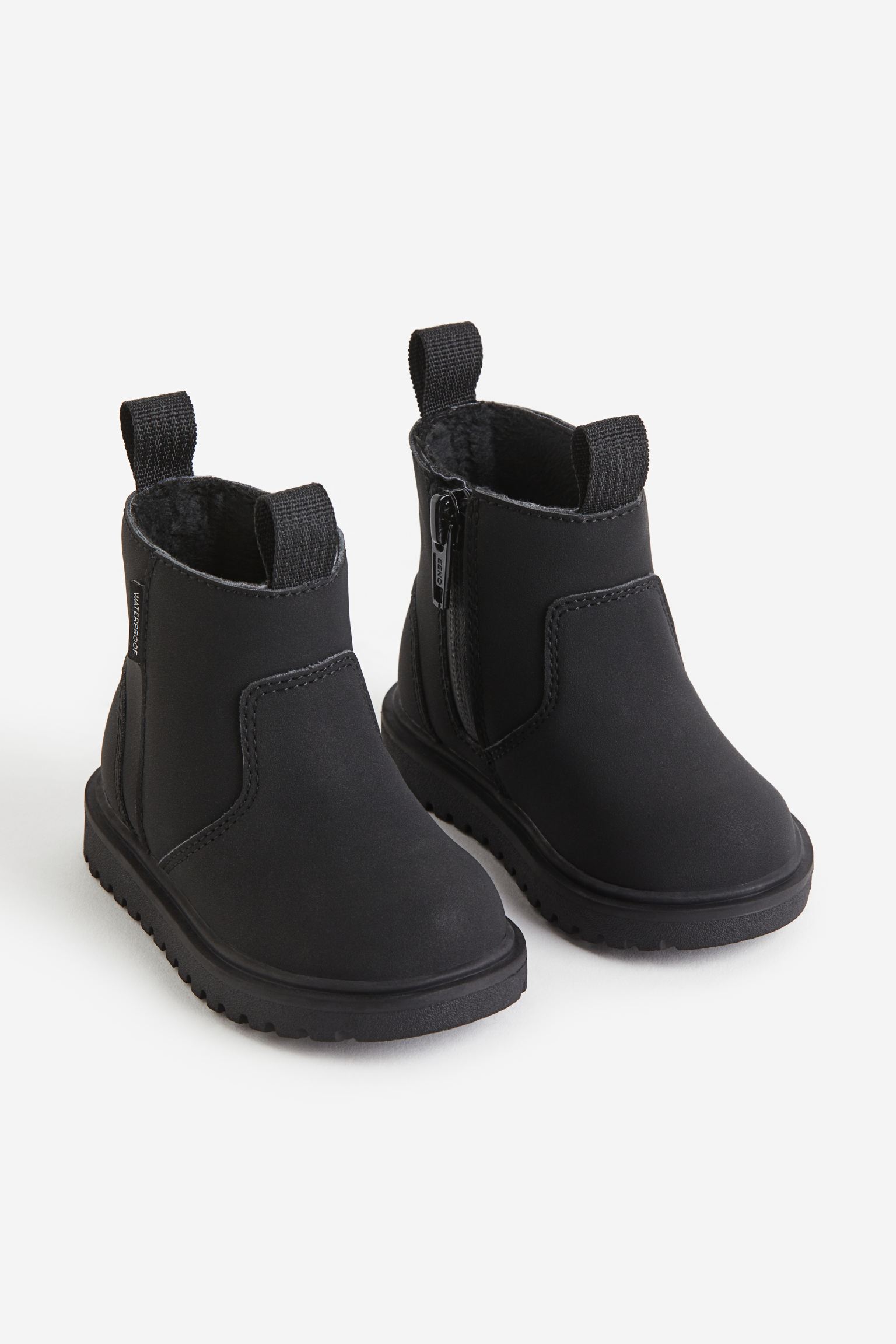 

Waterproof Chelsea boots
