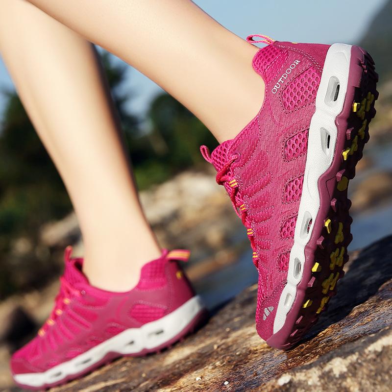 Large size shoes Outdoor wild sports shoes Mountaineering and creek shoes Climbing and wading mesh couple shoes