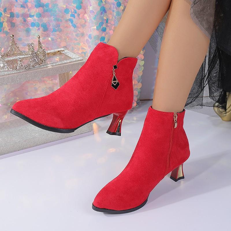 New thin-heeled mid-heeled pointed fleece boots and bare boots in autumn and winter, short tube, solid color high heel.