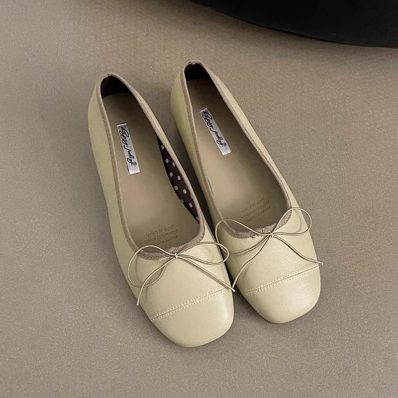 Fashion SUOJIALUN Spring New Brand Women Flat Shoes Fashion Round Toe Shallow Slip oN Ballerinas Shoes Soft Low Wedge Heel Boat Shoes