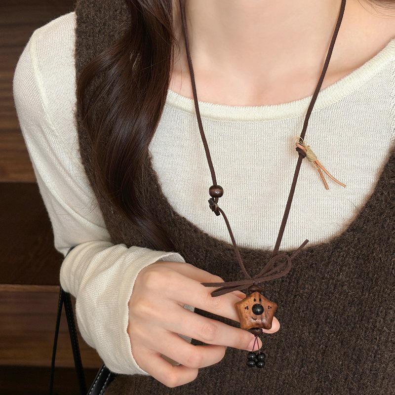 Beaded Apple Coffee Cup Pendant Necklace - Minimalist and Sweet Sweater Chain