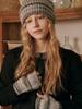Olinkeompeulliteu Journey Of Sky Dawn Beanie & Warmer Set
