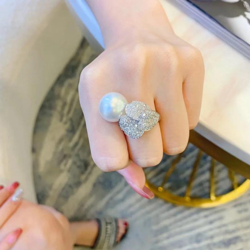 Women s Open Adjustable Petal Pearl Ring - Elegant High-End Minimalist Jewelry Design Adjustable