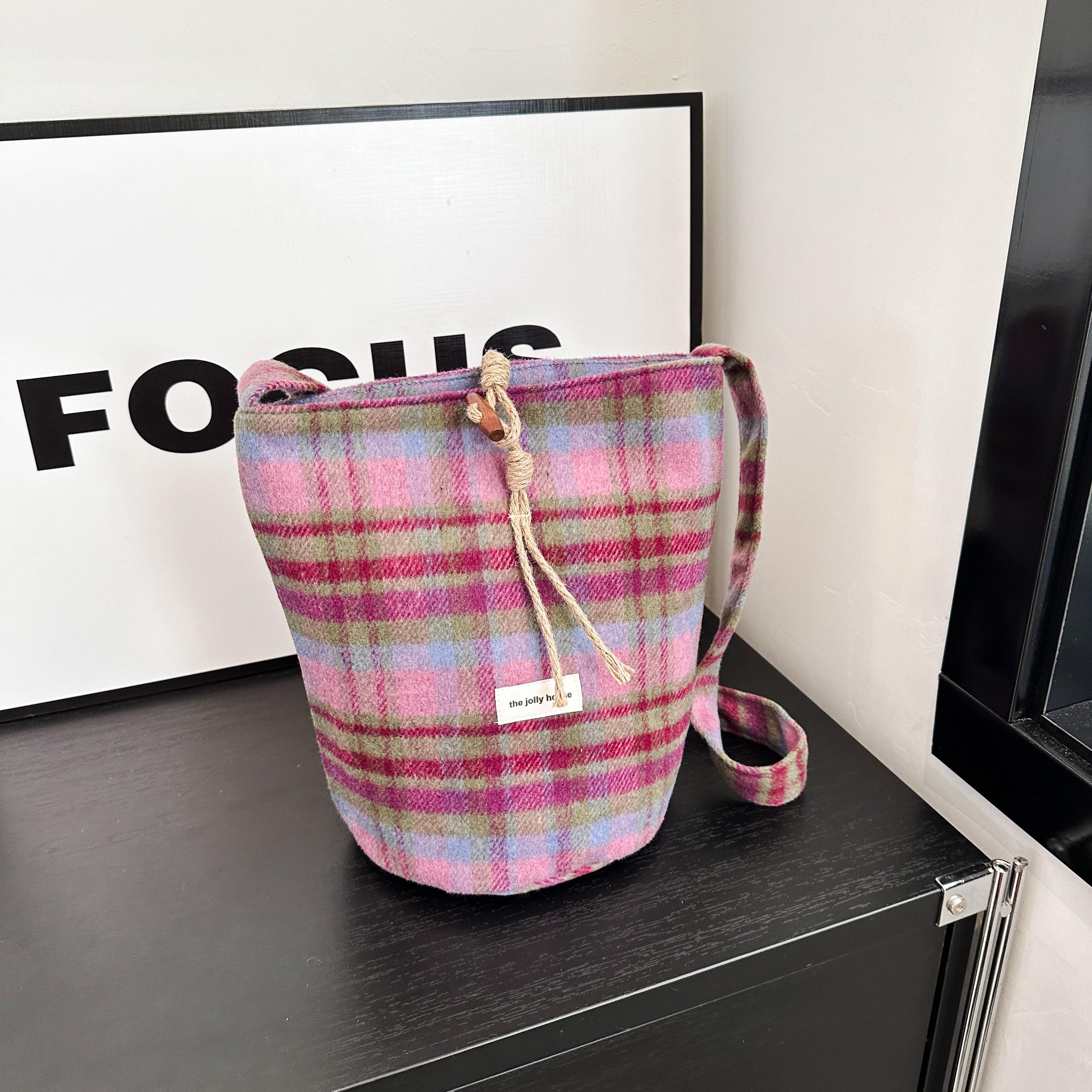 Модная сумка-ведро для женщин — фото 3