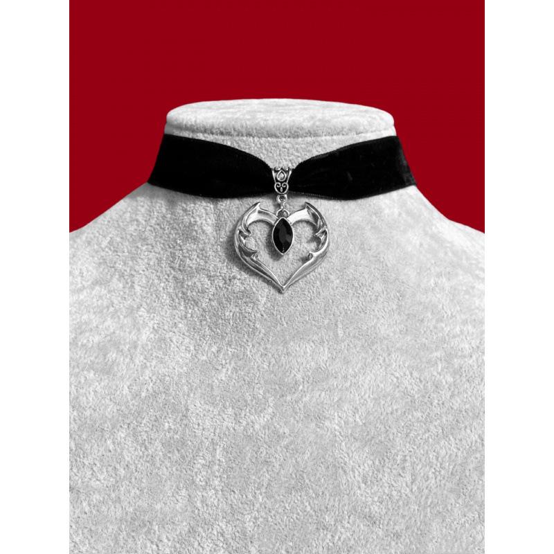 Jun An Gothic Retro Velvet Black Heart Necklace for Halloween