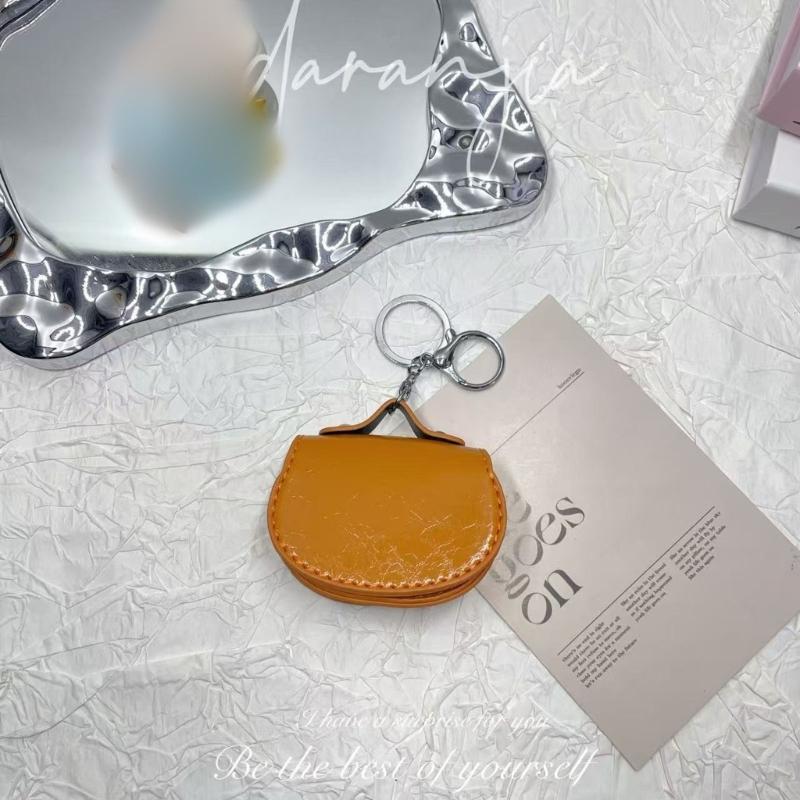 Stylish Leather Keychain Holder Mini Pouch For Earphones Compact Design Sturdy Metal Clip Accessory For Daily Essential