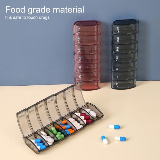 Tablet-Halter mit Buchstaben, Mehrfachfächern, Wasserdicht, Transparent, Tragbar, 7-Tage-Wochen-Pillendose, Haushaltswaren