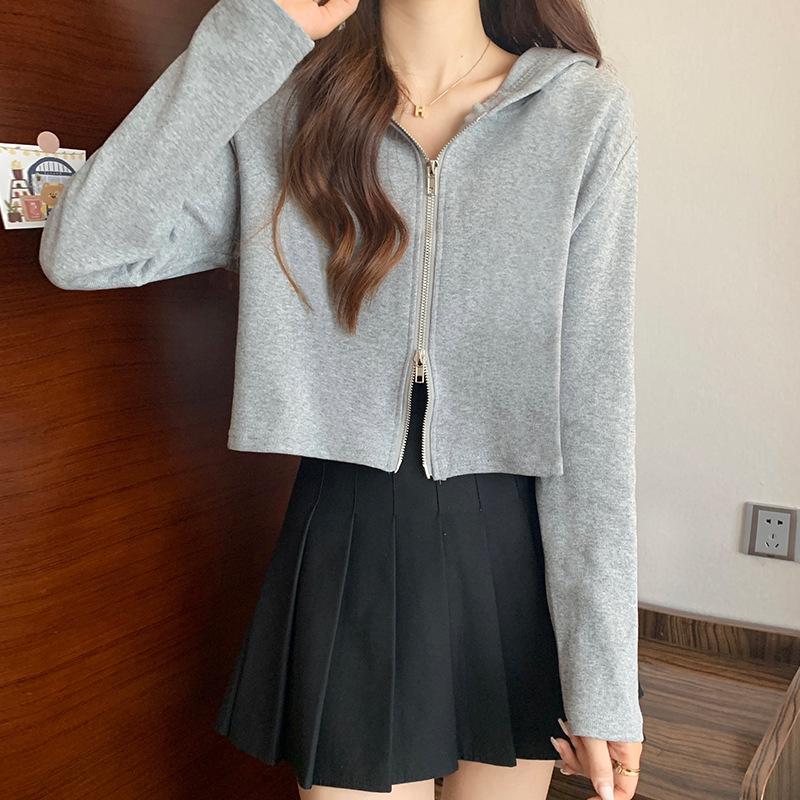 Women's Loose Drawstring Hooded Long-Sleeve Short Sweatshirt - Early Autumn 2026, Trendy Regular Shoulder Top