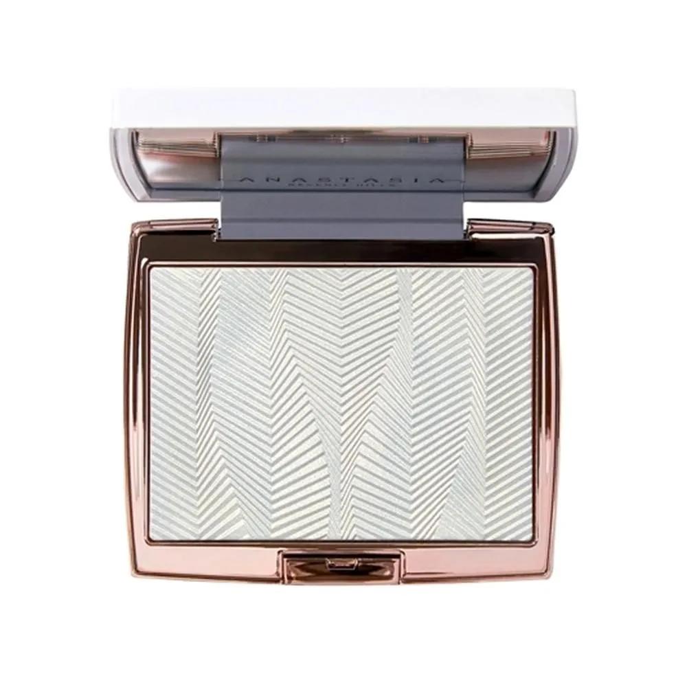 

Anastasia Beverly Hills Iced Out Highlighter 11g