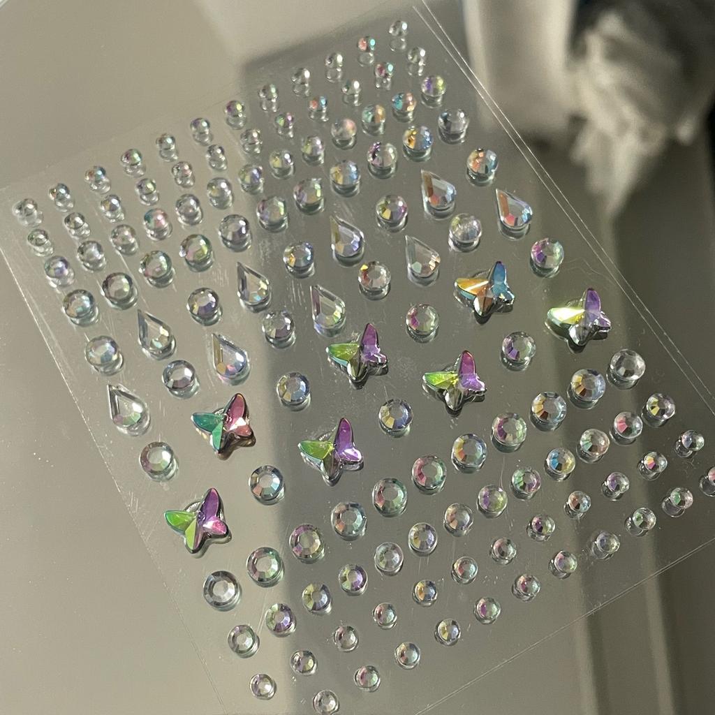 Naklejki z Kryształkami Diamentowymi 5D Błyszczące Kropla Wody Rhinestone Naklejka Dekoracyjna Rękodzieło Samoprzylepne Klejnoty Prezenty dla Dziewczynek Dzieci