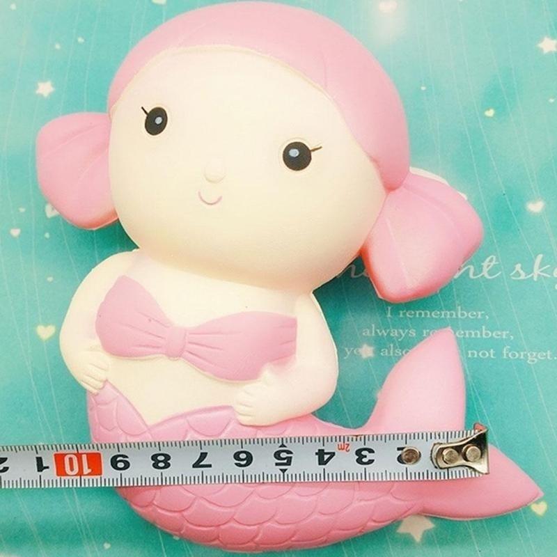 Simulation einer langsam aufsteigenden Spielzeugpuppe