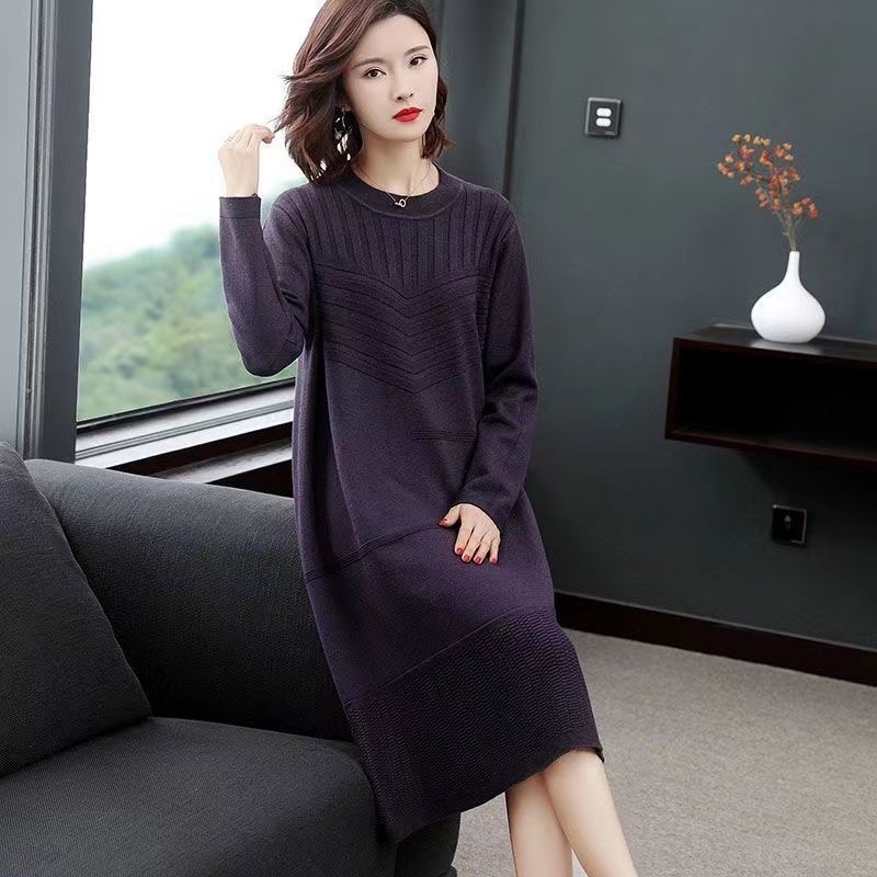 Pletené svetrové šaty ke kolenům pro ženy Podzimní a zimní stylový pulovr střední délky a jednobarevné pletené šaty s dlouhým rukávem Pulovr