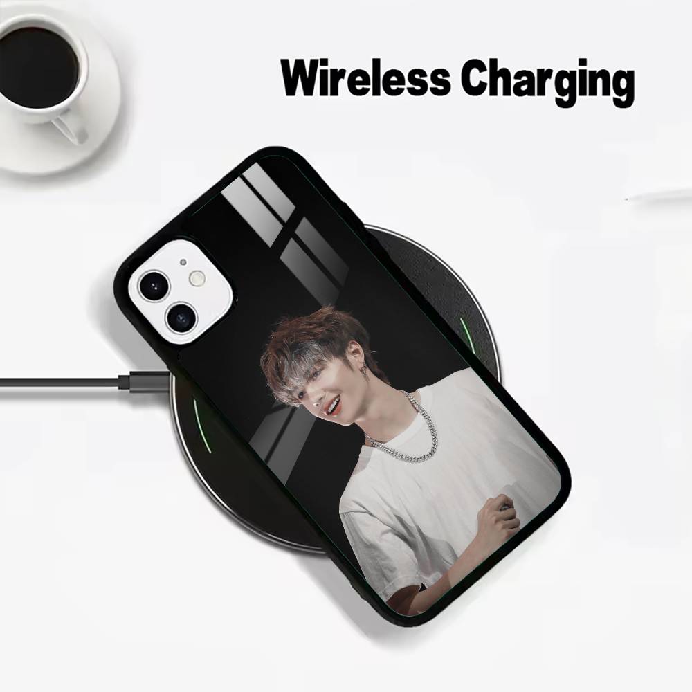 Young pop idol-W-Y-B-W-ang Yibo For IPhone17 16 15 14 13 12 11 Plus Pro Max Plus Wireless Charger Phone Case