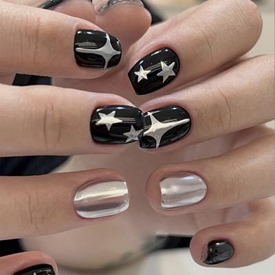 Wearable Nail Sticker, Black and Silver Contrasting Color, Wearing Nail Y2k Silver Star Nail Piece, Wearing Nail Piece, Short Nail Piece.