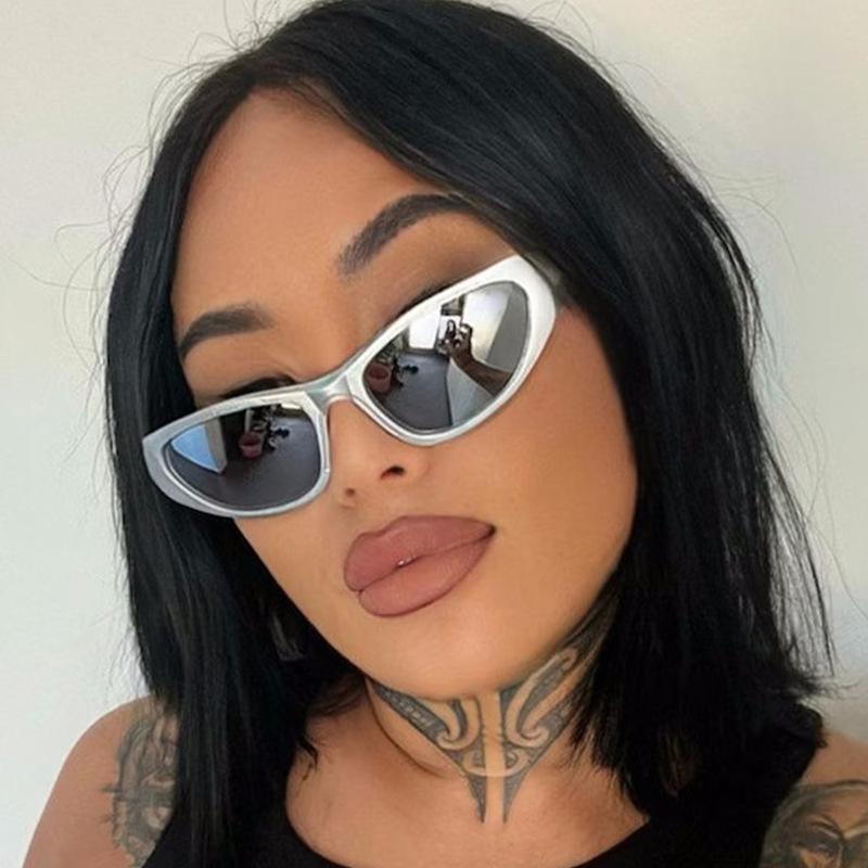 New  Punk Sunglasses Women Goggle Y2k Luxury Brand Sun Glasses 2000'S Shades Eyewear UV400 Female Designer Eyeglasses
