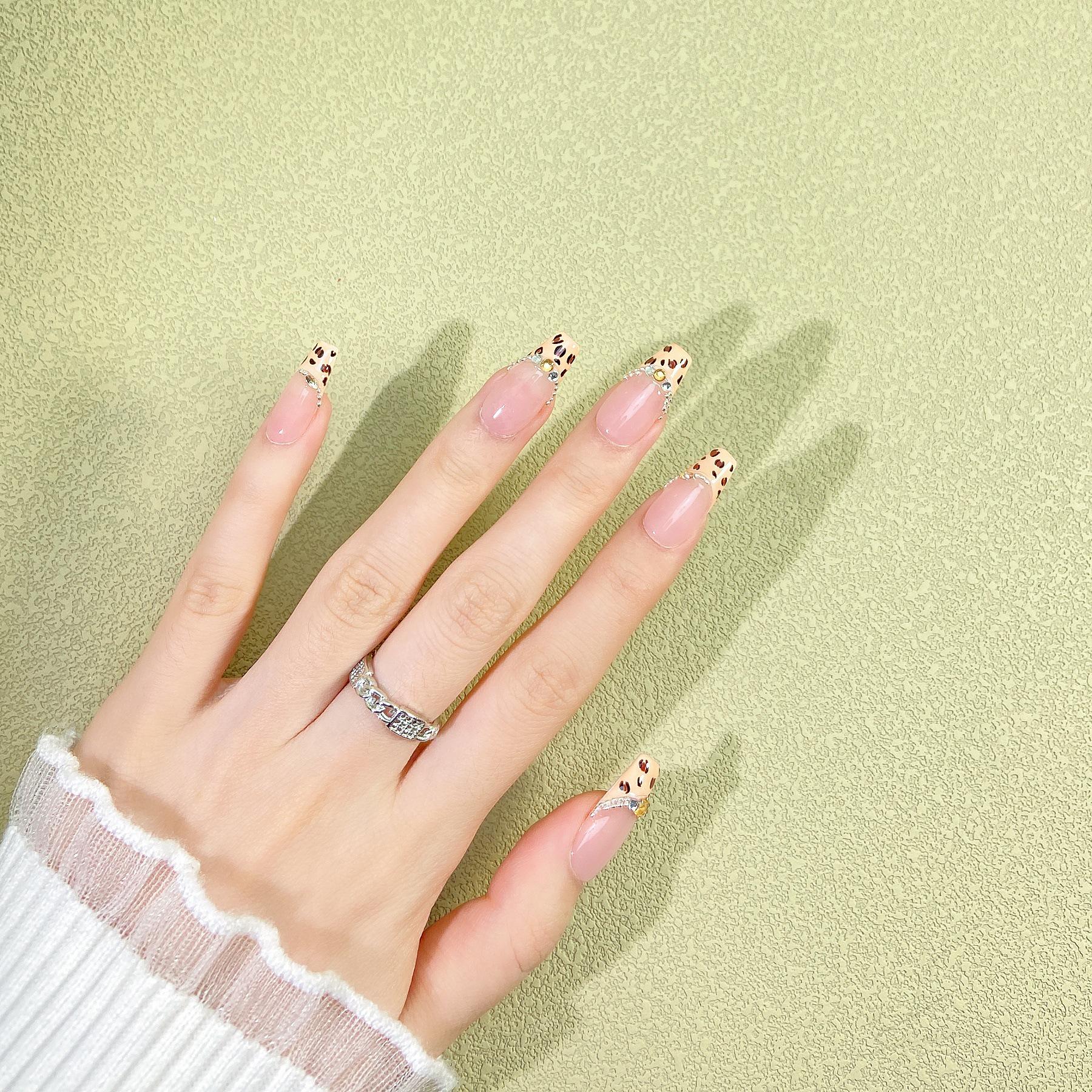 Handmade Nude Pink Leopard Print Rhinestone Nail Tips - Light Luxury, Eye-Catching & Shiny Manicure