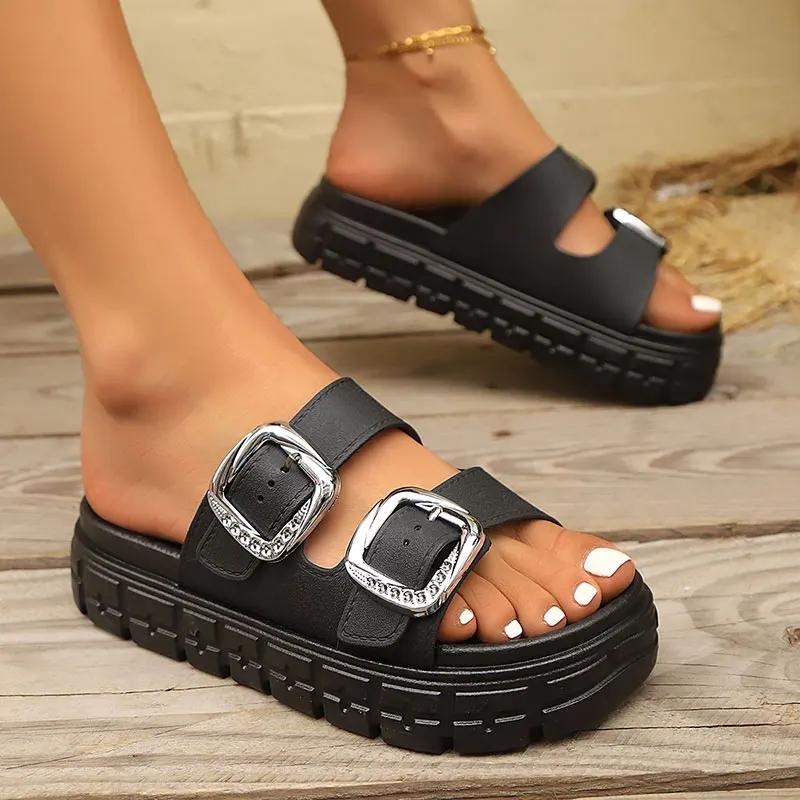 Metal Buckle Decor Flat Sandals Women Plus Size Thick Sole Chunky Platform Slippers 2025 Summer Comfort Non Slip Beach Slides