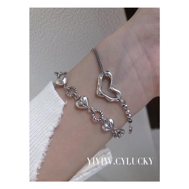 Korean Geometric Heart Bracelet: Retro Fashion for Women