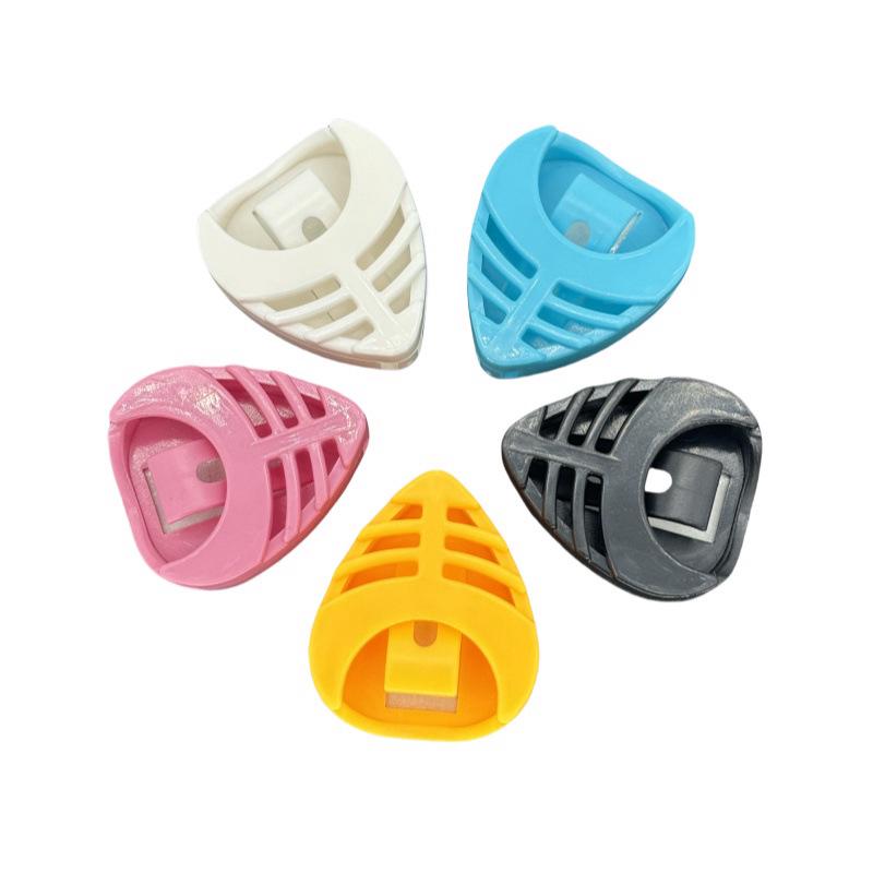 Heart-Shaped Adhesive Guitar Pick Holder - Musical Accessory смешанные