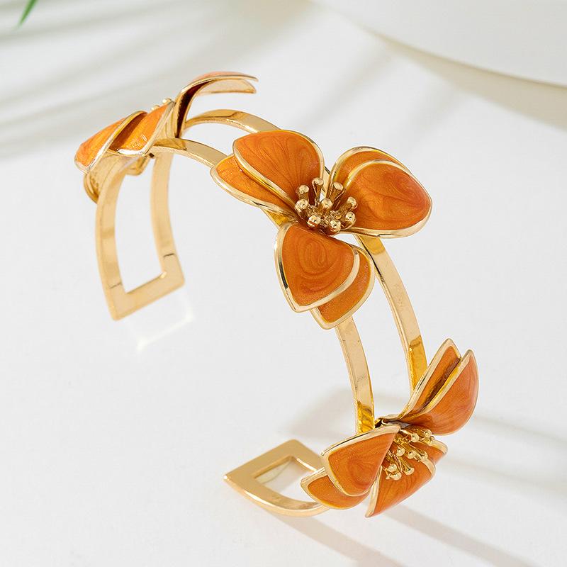 Simple Oil-Infused Flower Earrings And Necklace Set - Casual Jewelry Set For Women