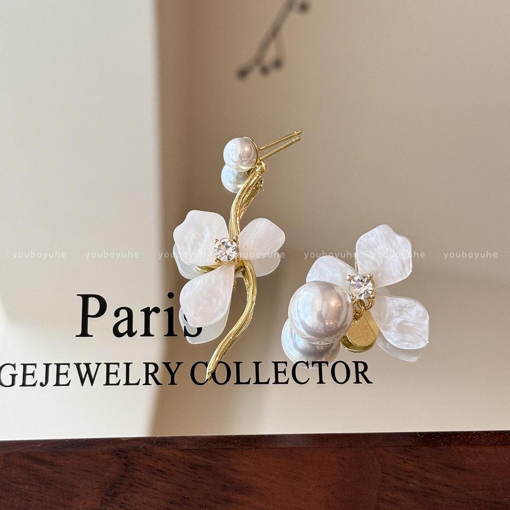 Super Fairy White Petal Pearl Asymmetrical Dangle Earrings for Women - Unique 2025 Design