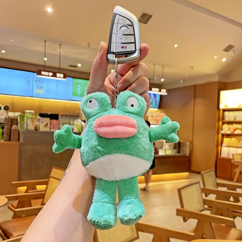 Plush Big Mouth Frog Cartoon Keychain: Cute Backpack Pendant for Students, Fun Couple Gift for Back To School