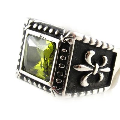 Designerring 'Thorgal' grün