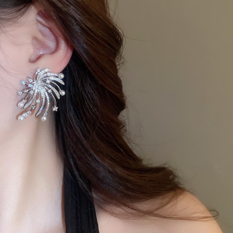 Silvernadel Feuerwerk Stern Perlenohrringe - Elegant, hochwertiges Design für Frauen