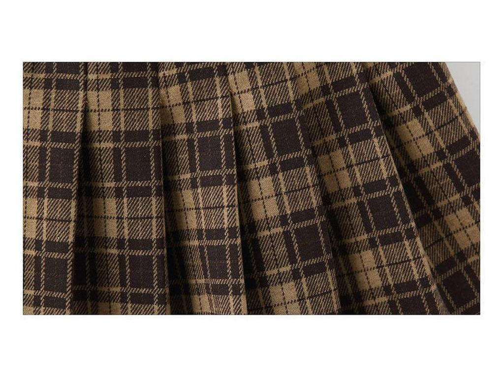 2024 College Style Plaid Skirt Set for Big Girls – Trendy Two-Piece Outfit