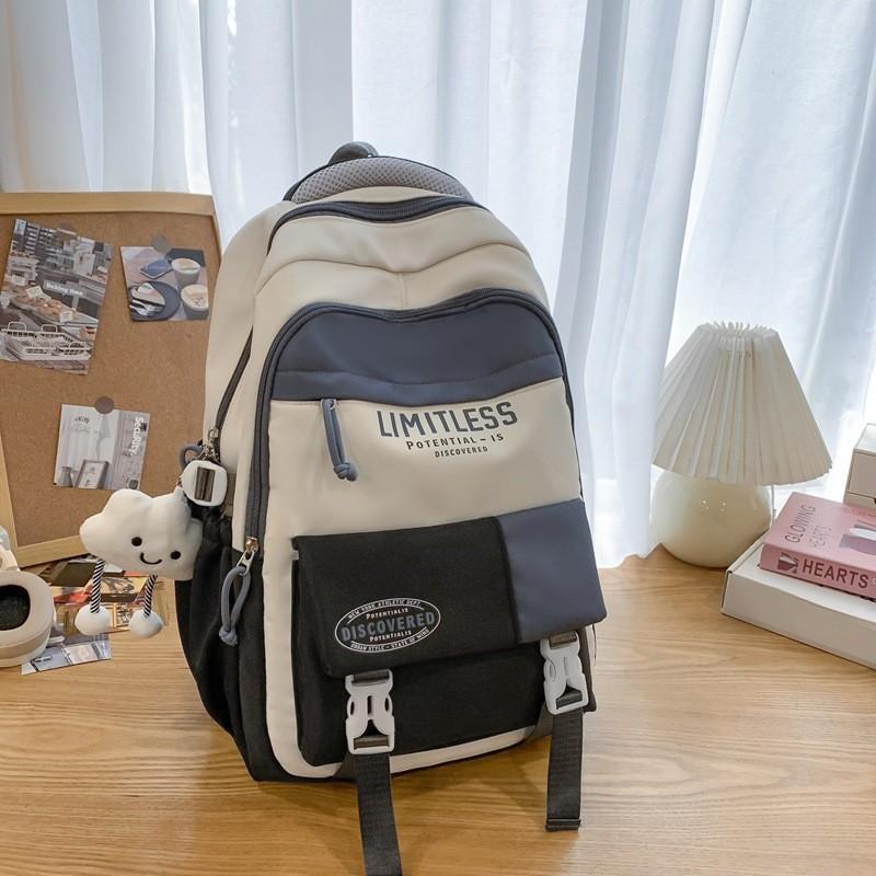 

Style College Backpack For Women With Large Capacity And Durable Nylon Material For School And Travel Black