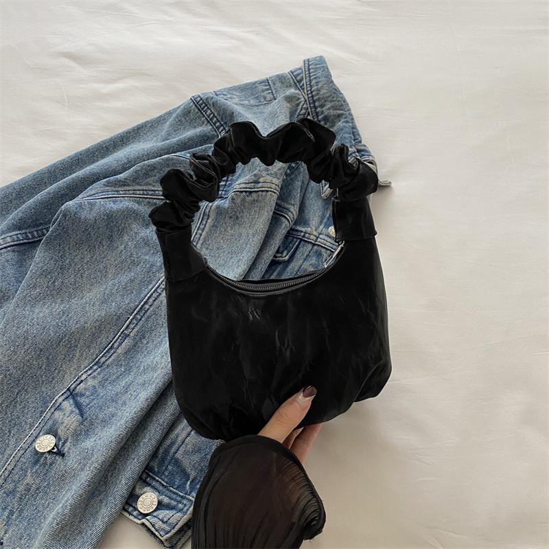 Шикарная сумка в винтажном стиле Черная Белая Синяя и Розовая для Повседневной Поездки чёрный