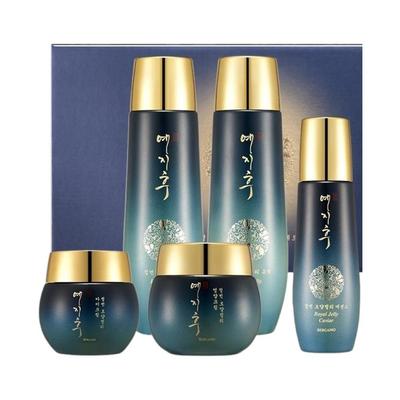 Jeongbin Královská mateří kašička 5-kroková sada péče o pleť (Tonikum 135 ml + Emulze 135 ml + Sérum 50 ml + Oční krém 30 g + Výživný krém 50 g)