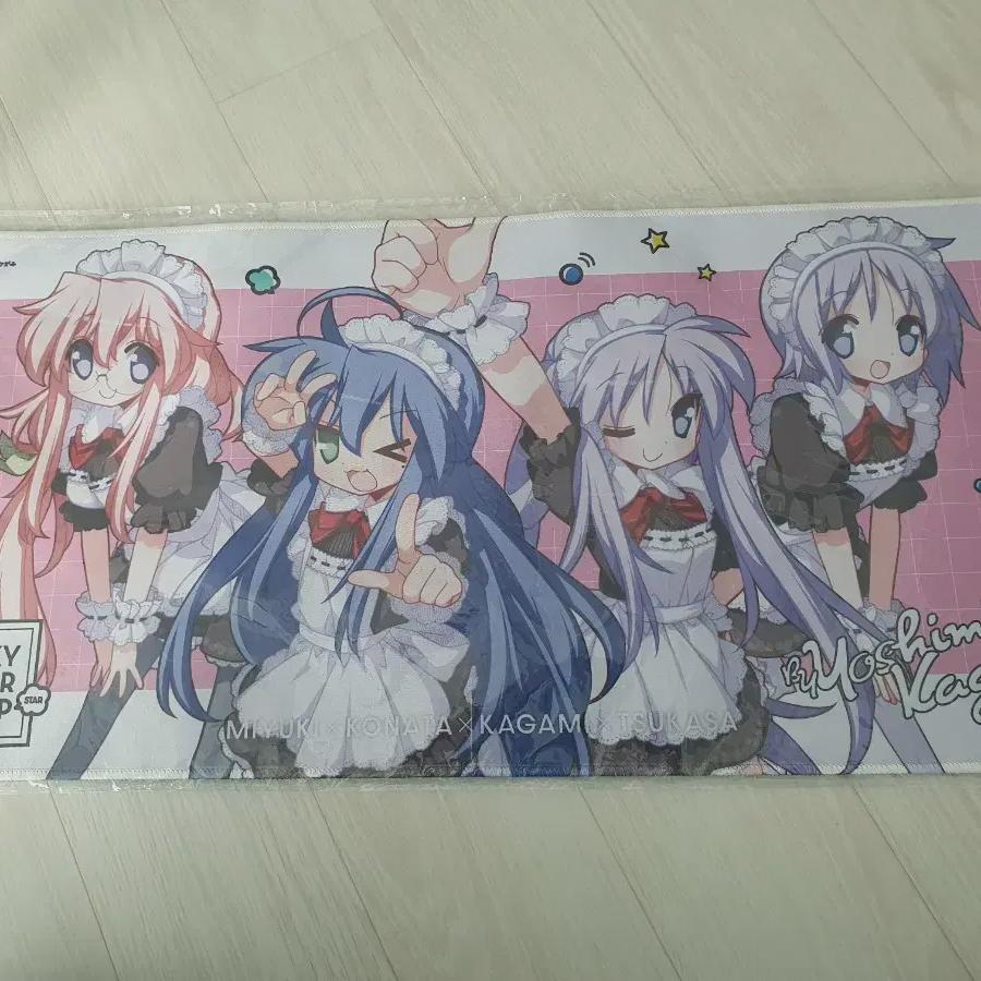 

Lucky Star 20th Anniversary Pop-up Store Limited Long Pad/ Desk Mat