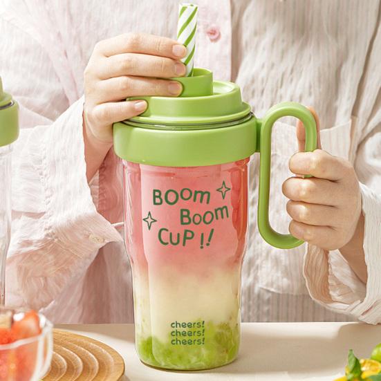 Bartender Shaker Set Leakproof Cocktail Maker with Ice Mold BPA-Free Plastic Shake Kettle for Lemon Tea & Mocktails