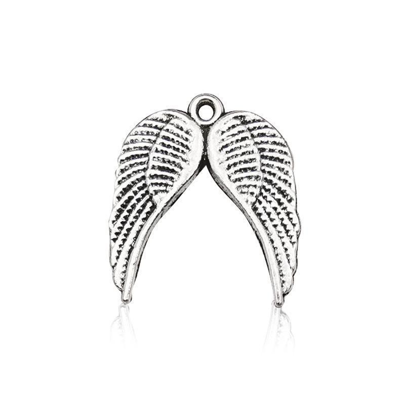 Herzförmige Schmuckanhänger aus antikem Silber und Zinklegierung - verschiedene Stile