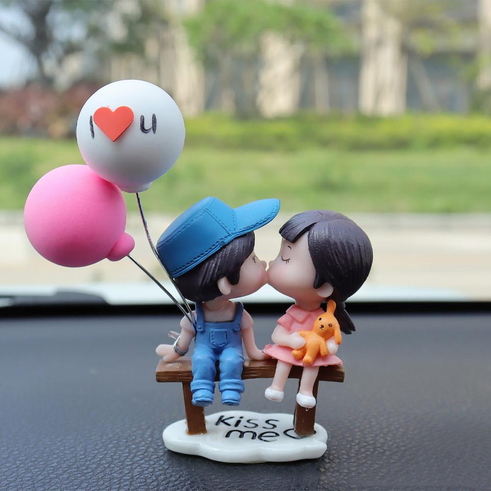 2Pcs/Set Cute Cartoon Couple with Bench Car Dashboard Doll Balloon Ornament Decoration Auto Interior Accessories for Gift