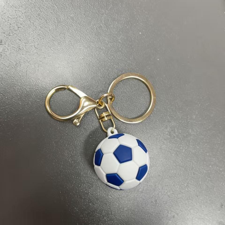 3D Football Keychain: World Cup League Commemorative Pendant for Couples, Backpacks, and Gifts