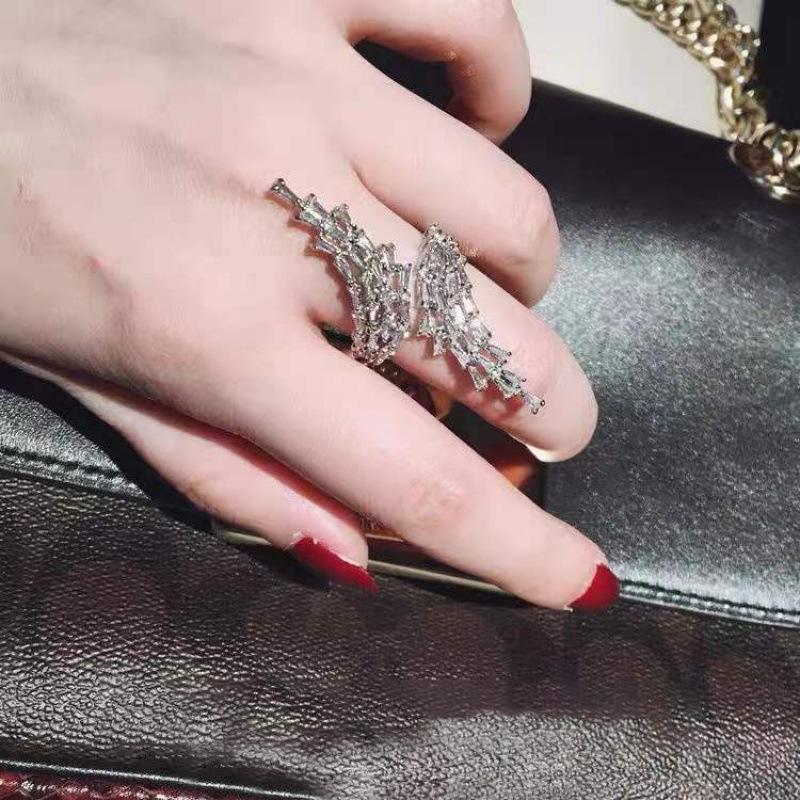 European High-End Zircon Feather Ring: Luxury Geometric Jewelry for Women