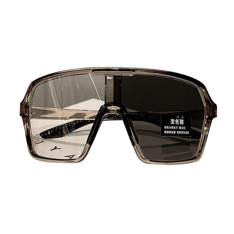 Day and night color-changing cycling glasses outdoor sports bicycle windproof eye protection mountaineering goggles sunglasses women