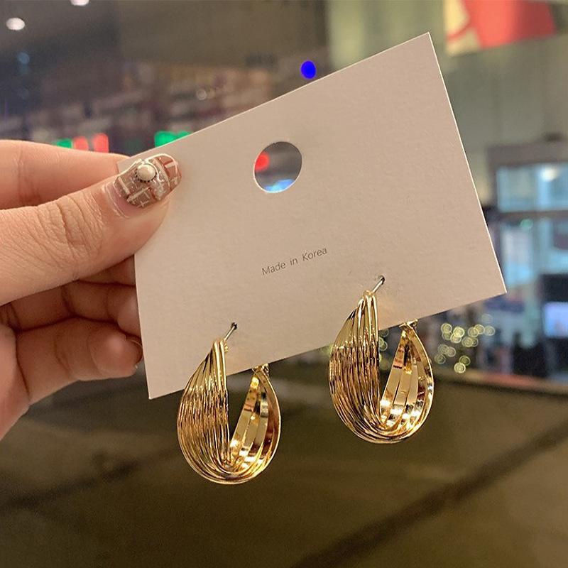 Fashion Geometric Twist Earrings Internet Celebrity Simple Girl Earrings Personality Trendy Versatile Earrings Women