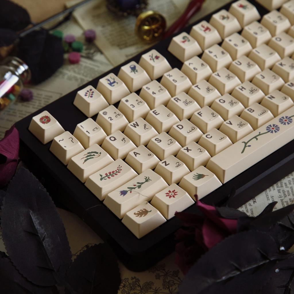 Die Voynich-Manuskript-Tastenkappe 135 Tasten PBT Benutzerdefinierte Personalisierte Tastenkappe Cherry Profil Gaming-Tastenkappe für Mechanische Tastatur