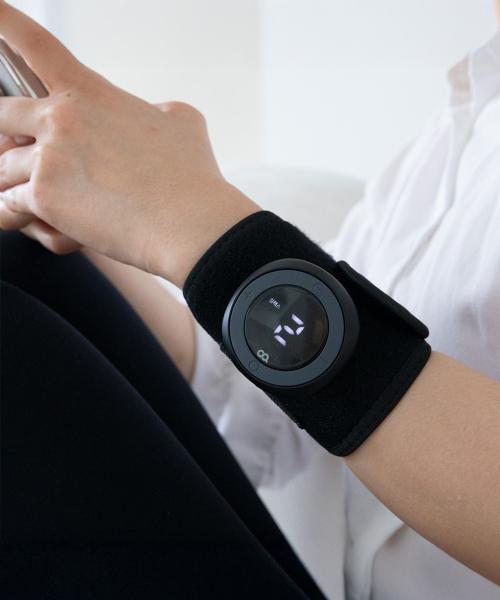 OA Heatspot W Mini Portable Wrist Massager with Heat & EMS Stimulation (5009121544)
