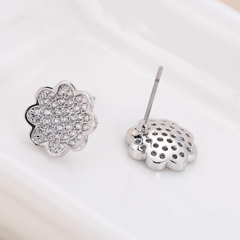Trendy Flower Design Stud Earrings for Women | Pure Copper | Cute & Stylish