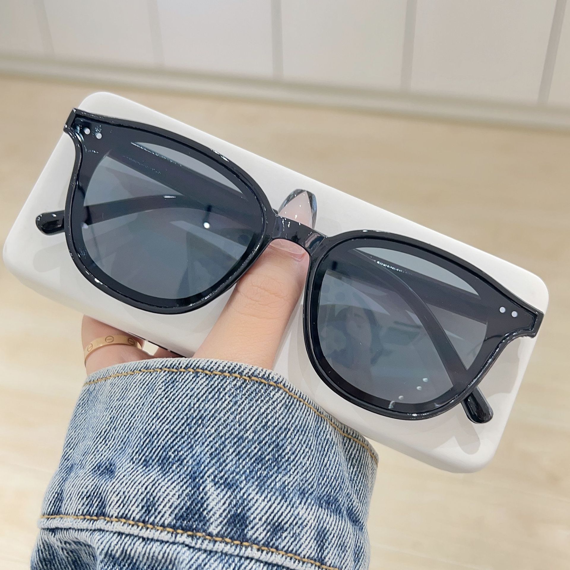 

New Women s Cat Eye Sunglasses Designer Luxury Fashion Square Sunglasses Women Retro Trendy Sexy Goggles UV400 Shades Glasses 1PC