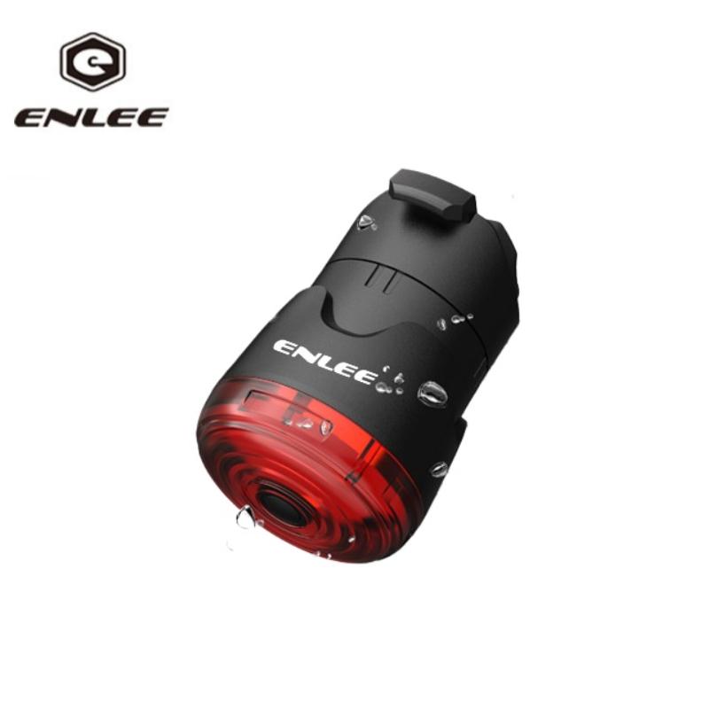 ENLEE Rowerowe Światło Hamulcowe Tylne Super Jasne Inteligentne Światła, Ostrzegawcze Tylne Światło LED Akcesoria Sprzęt do Jazdy Nocnej na Zewnątrz