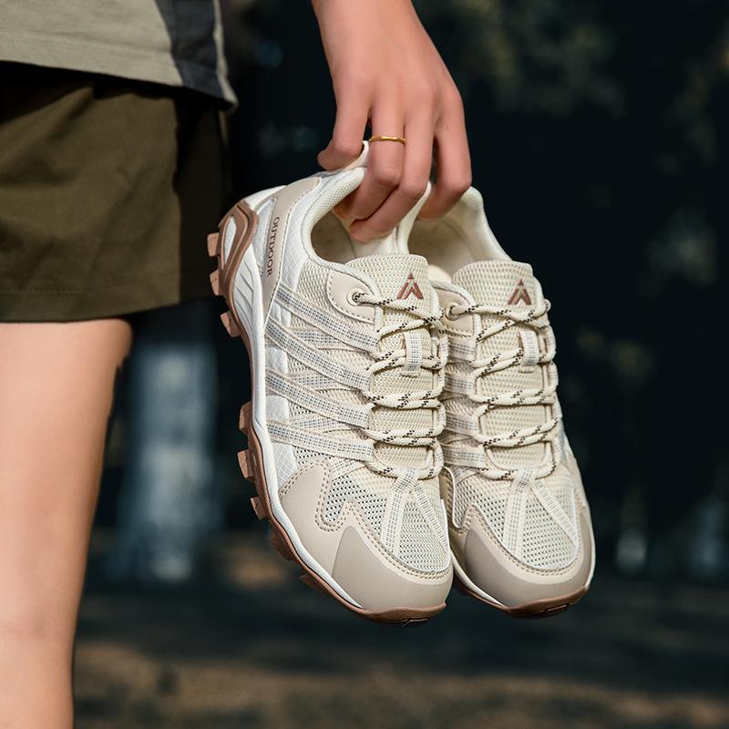 Hiking Shoes, the Same for Men and Women, 2025 Spring and Summer New Women's Outdoor Sports Shoes, Non-slip Hiking Shoes, Breathable 39-46