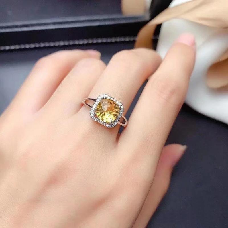 Elegant Yellow Zirconia Jewelry Set: Sparkly Stud Earrings, Ring, and Pendant Necklace for Women - Trendy TikTok Style