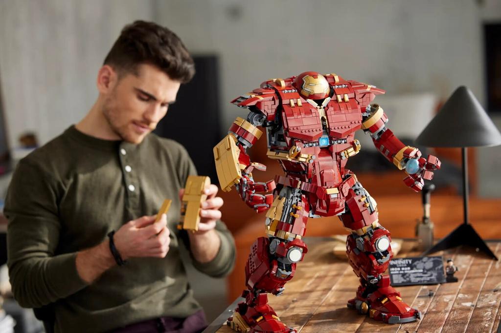 LEGO конструктор Халкбастер (76210)
