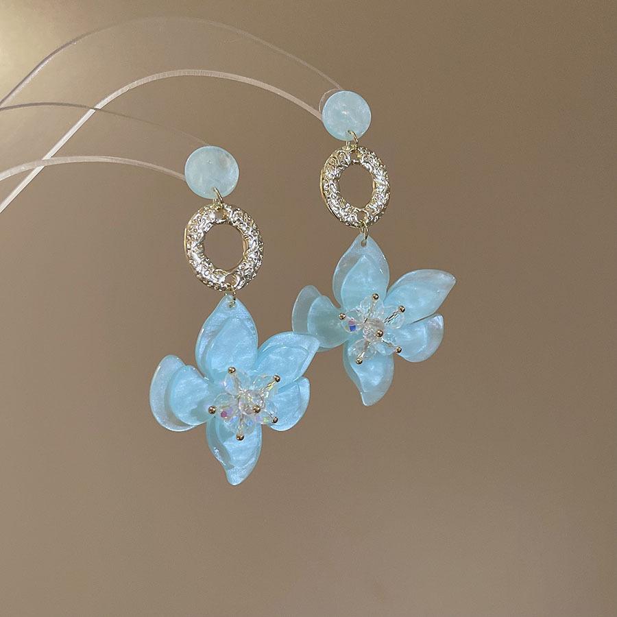 New blue flower fringed earrings, fresh niche design studs, women's summer vacation earrings