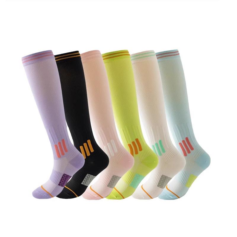 2 Pairs of Women's Professional Fitness Yoga Exercise Pressure Long Leg Socks
